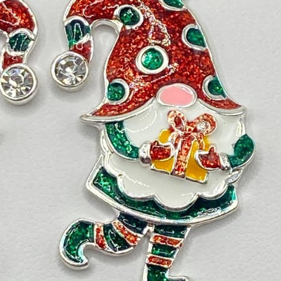 Christmas Gnome with Gift Earrings - Picture 2 of 4